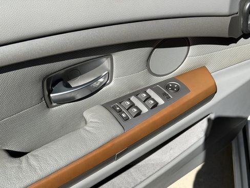 Used 2002 BMW 745i image 22