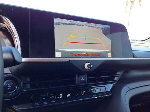 Certified 2023 Toyota Crown XLE image 13