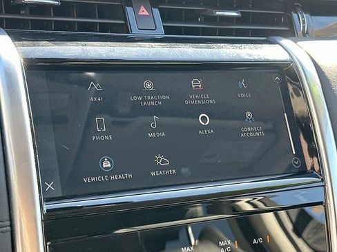 Used 2023 Land Rover Discovery Sport S image 42