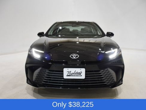 Used 2026 Toyota Camry XLE w/ Premium Plus Package image 2