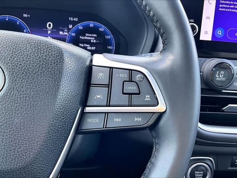 Used 2024 Toyota Grand Highlander AWD image 25