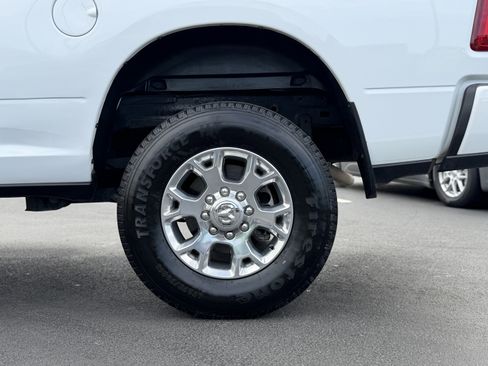 Used 2024 RAM 2500 Laramie AWD/4WD image 9