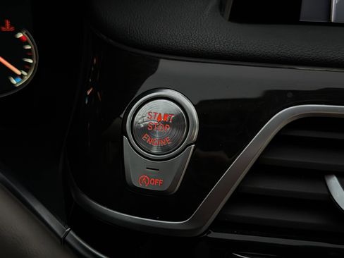 Used 2016 BMW 740i image 20