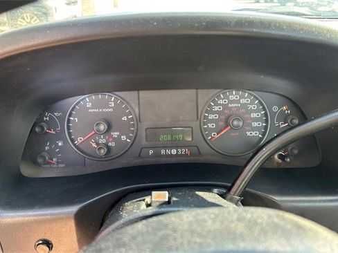 Used 2006 Ford F250 XL image 10