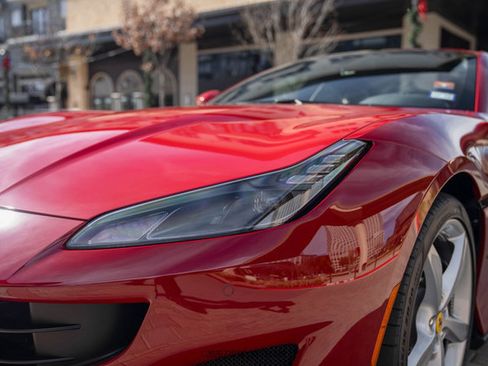 Used 2019 Ferrari Portofino image 67