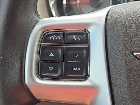 Used 2012 Chrysler Town & Country Touring w/ Entertainment Group #1 image 28