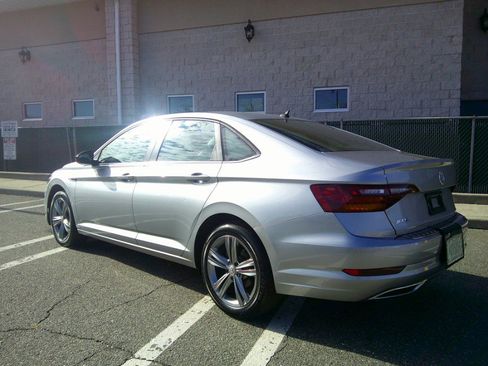 Used 2019 Volkswagen Jetta R-Line image 20