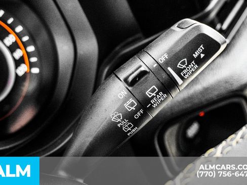 Used 2024 Jeep Wrangler Sport S image 34