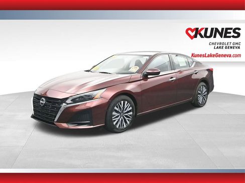Used 2023 Nissan Altima 2.5 SV image 5