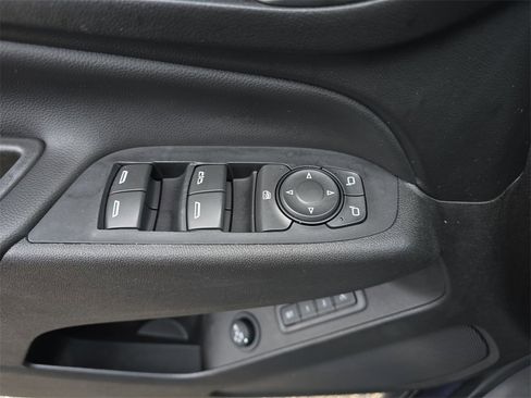 Used 2019 Chevrolet Equinox Premier image 27