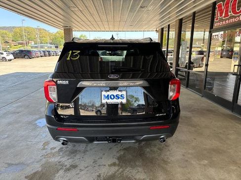 Certified 2023 Ford Explorer XLT w/ Equipment Group 202A image 5
