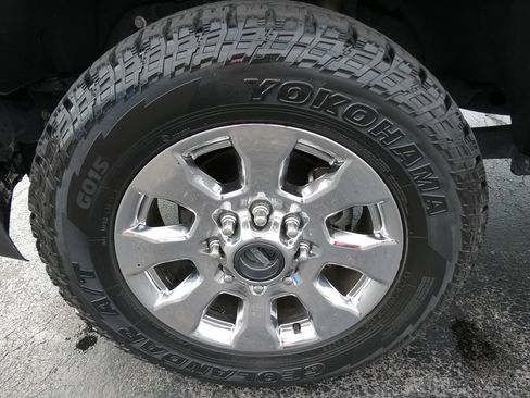 Used 2019 Ford F250 Lariat w/ Lariat Ultimate Package AWD/4WD image 10