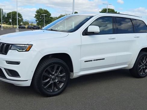 Used 2018 Jeep Grand Cherokee High Altitude AWD/4WD image 4