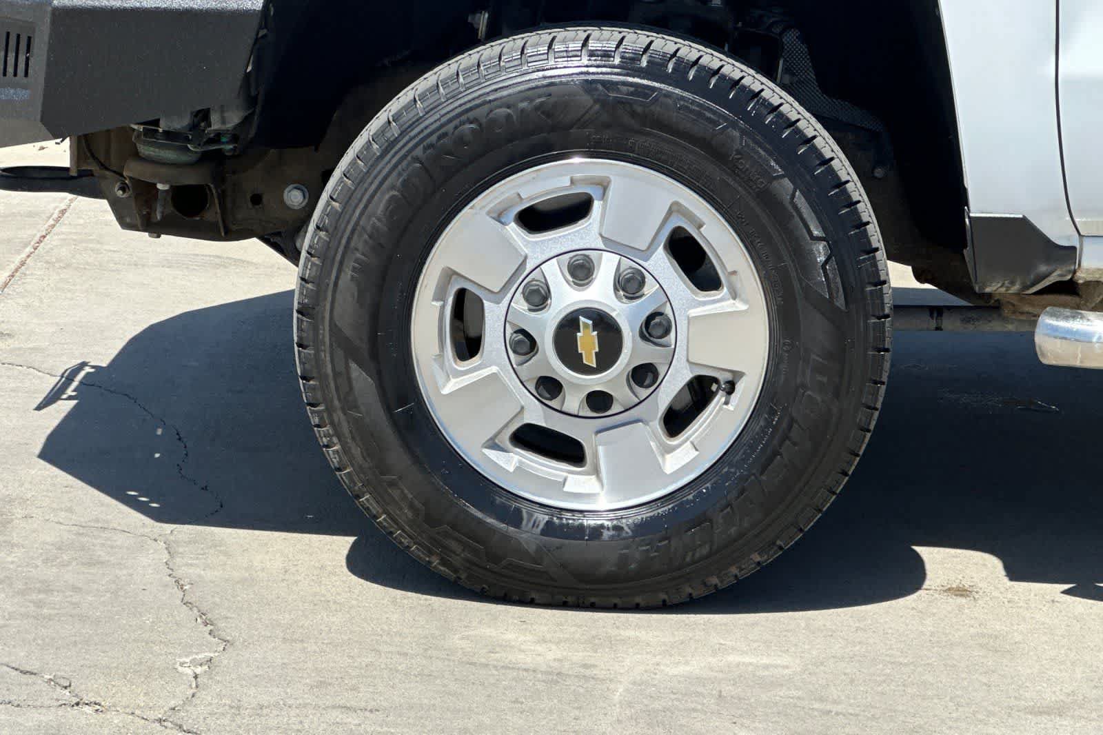 Used 2015 Chevrolet Silverado 2500 LT RWD image 31