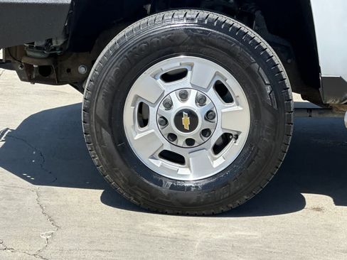 Used 2015 Chevrolet Silverado 2500 LT RWD image 31