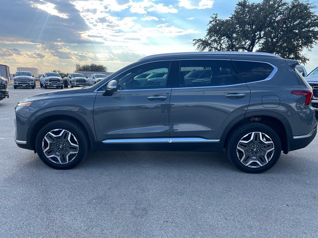 Used 2023 Hyundai Santa Fe SEL Premium AWD/4WD image 2