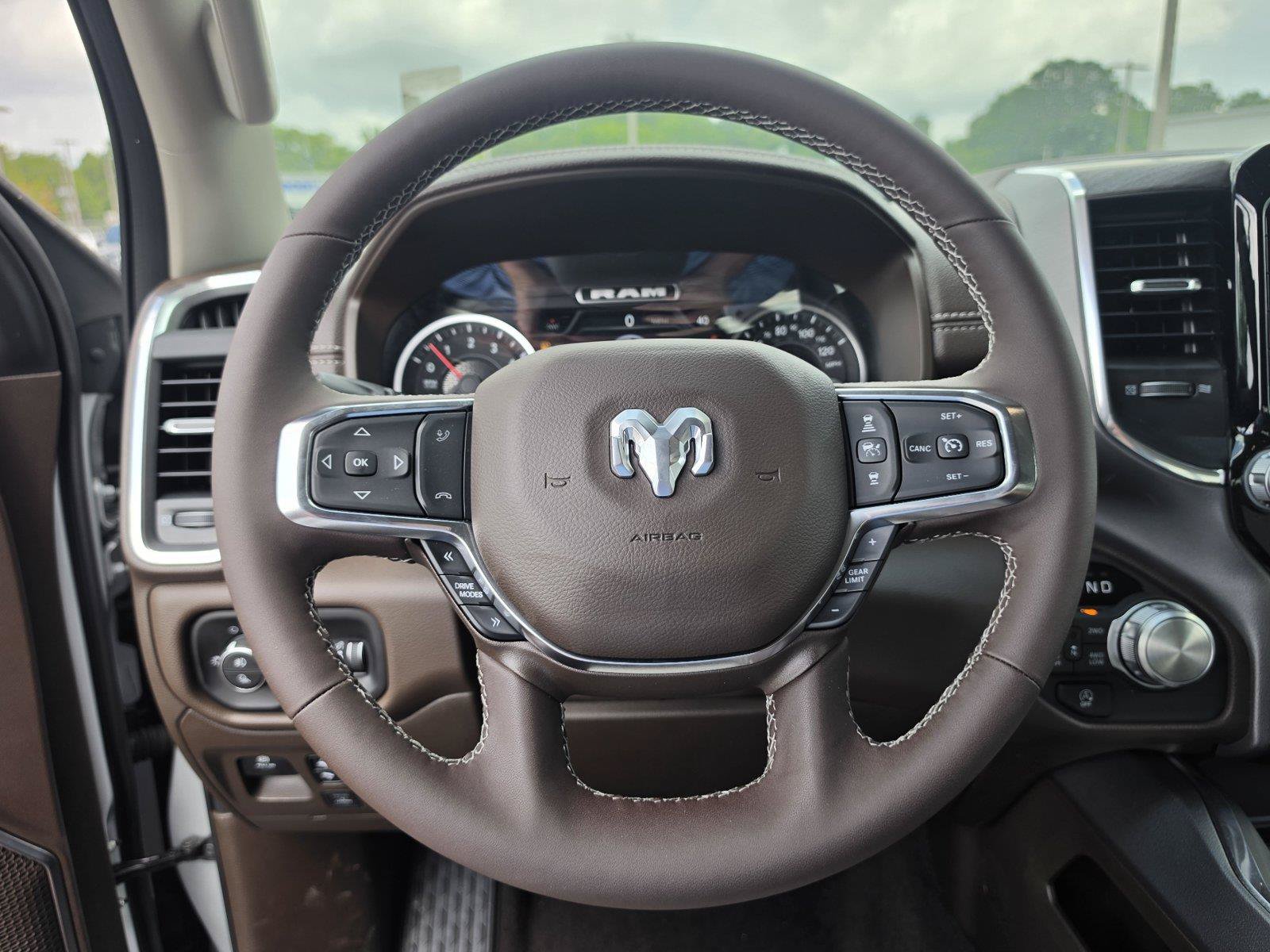 New 2026 RAM 1500 Laramie w/ Laramie Southwest Edition AWD/4WD image 32