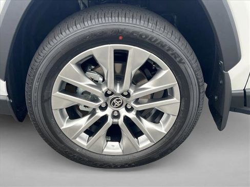 New 2025 Toyota RAV4 XLE Premium image 11