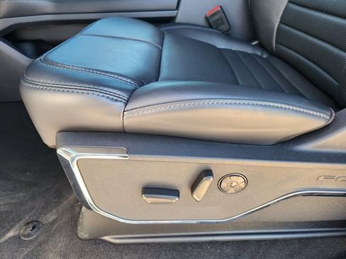 New 2026 Ford F250 Platinum image 18