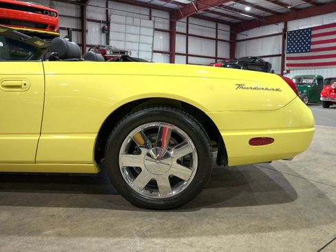 Used 2002 Ford Thunderbird RWD image 5