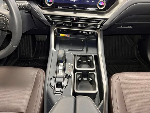 Used 2024 Lexus TX 350 FWD w/ Captains Chair Package image 18