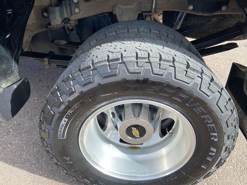 Used 2020 Chevrolet Silverado 3500 High Country image 13