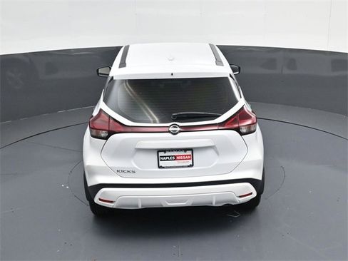 Used 2025 Nissan Kicks Play S image 28