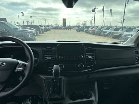 Used 2024 Ford Transit 250 148 High Roof Extended image 13