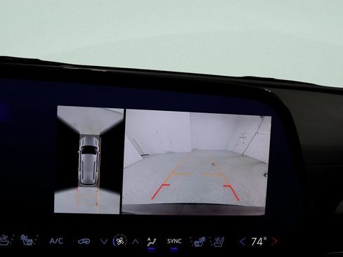 Used 2024 Chevrolet Traverse RS w/ LPO, Floor Liner Package image 15