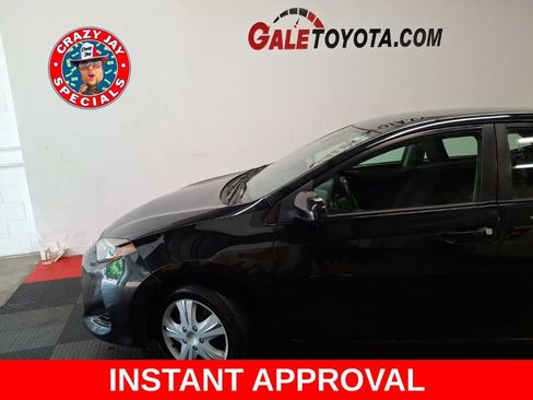 Used 2018 Toyota Corolla LE FWD image 5