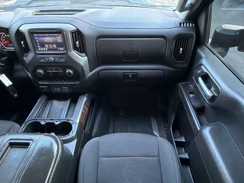 Used 2021 Chevrolet Silverado 2500 Custom w/ Custom Value Package image 32