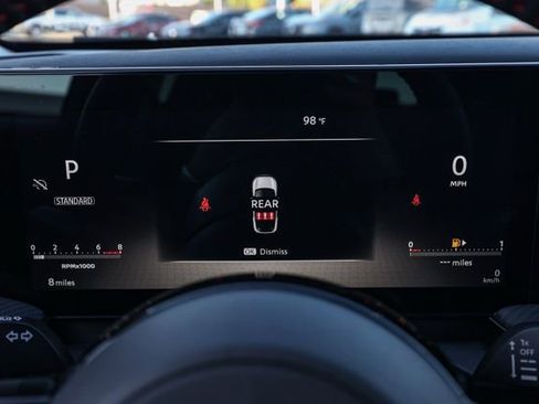 New 2025 Nissan Kicks SR image 28