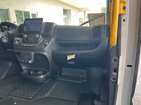 Used 2024 RAM ProMaster 3500 w/ Delivery Van Package FWD image 25