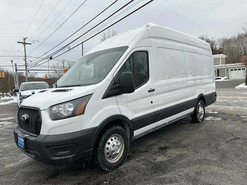 Used 2024 Ford Transit 250 148 High Roof Extended AWD image 3