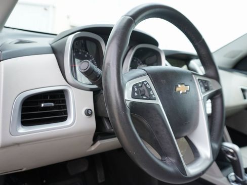 Used 2013 Chevrolet Equinox LTZ image 12