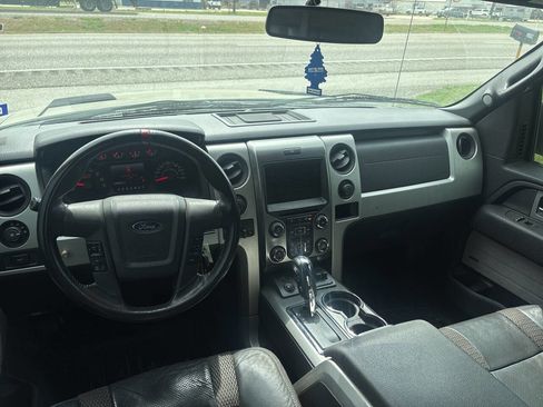 Used 2014 Ford F150 Raptor w/ Equipment Group 801A Luxury image 9