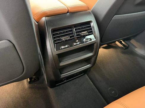 Used 2026 BMW X5 xDrive40i w/ M Sport Package AWD/4WD image 21
