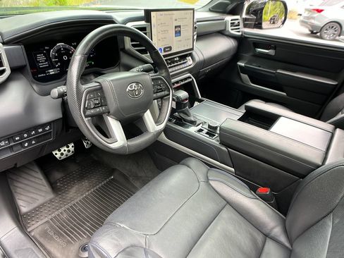 Certified 2025 Toyota Tundra Platinum w/ TRD Off-Road Package AWD/4WD image 10