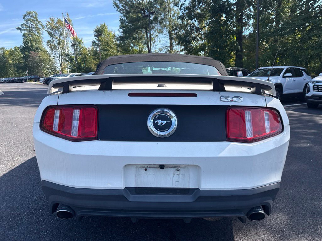 Used 2011 Ford Mustang GT Premium w/ 402A Rapid Spec Order Code RWD image 6