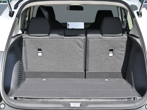 New 2026 Honda HR-V LX image 9