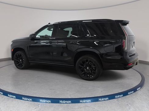 Used 2021 Cadillac Escalade Sport Platinum w/ LPO, ONYX Package AWD/4WD image 7