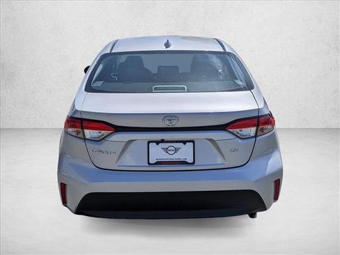 Used 2024 Toyota Corolla LE FWD image 7