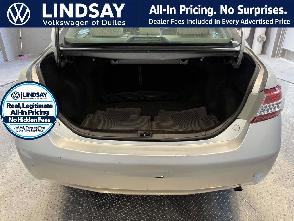 Used 2011 Toyota Camry LE w/ LE Extra-Value Pkg FWD image 15