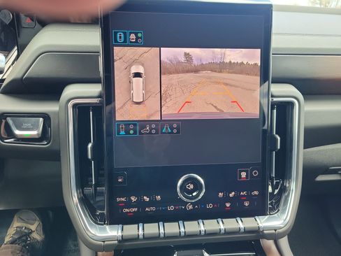 New 2026 GMC Yukon XL Denali w/ Sun & Power Step Package image 25