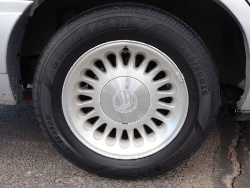 Used 2002 Mercury Grand Marquis LS image 41