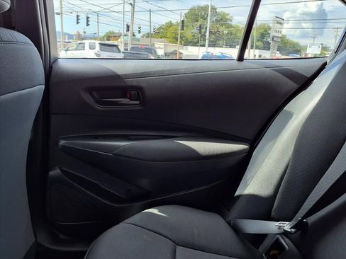 Used 2023 Toyota Corolla LE image 33