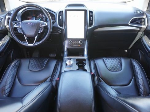 Certified 2023 Ford Edge Titanium image 19