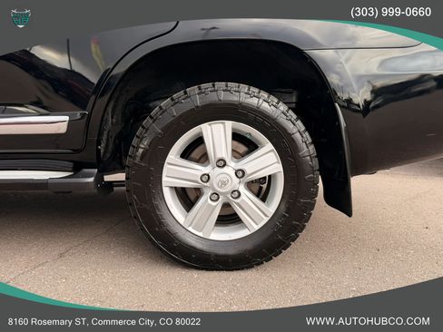Used 2015 Toyota Land Cruiser AWD/4WD image 44