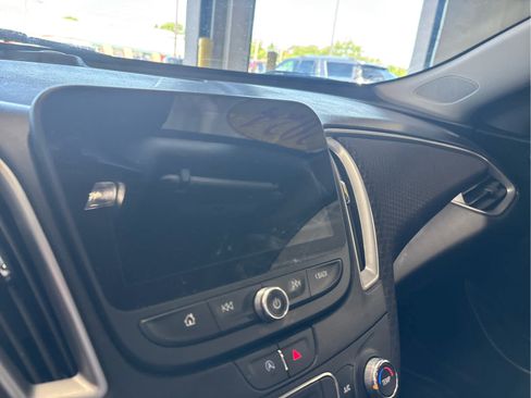 Used 2024 Chevrolet Malibu LS FWD image 17