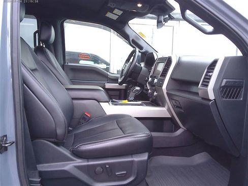 Used 2019 Ford F150 Lariat w/ Equipment Group 502A Luxury AWD/4WD image 9